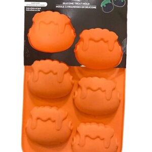 Celebrate It Orange Silicone Treat Mold - 6-Cavity